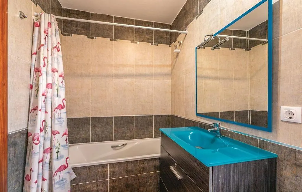 Villa Caravan 6 People 7 Kms Lloret De Mar 비드레레스 0*,  스페인