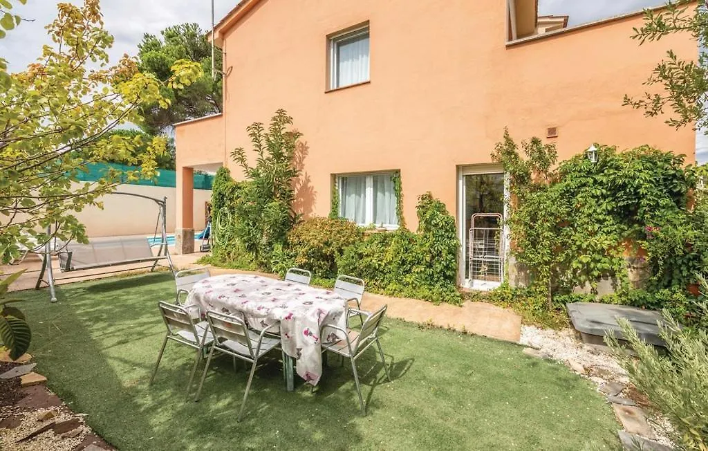 Villa Caravan 6 People 7 Kms Lloret De Mar Vidreres
